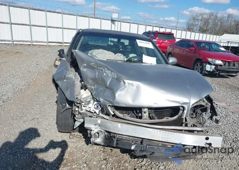 2001 Infiniti I30 Luxury z USA, uszkodzony, nr VIN JNKCA31A91T001925